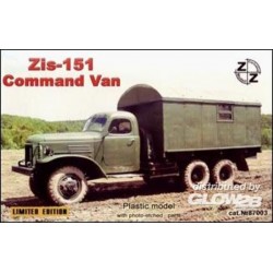Zis-151 command van 
