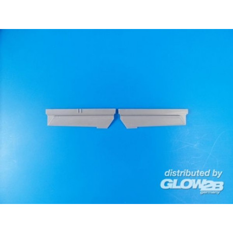 RF-84F Thunderflash-Correction Wing Ailerons