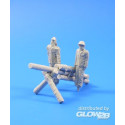 Jap.Army dummy soldiers+howitzer WWII 