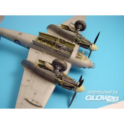 Mosquito FB Mk.VI Bombenschächte