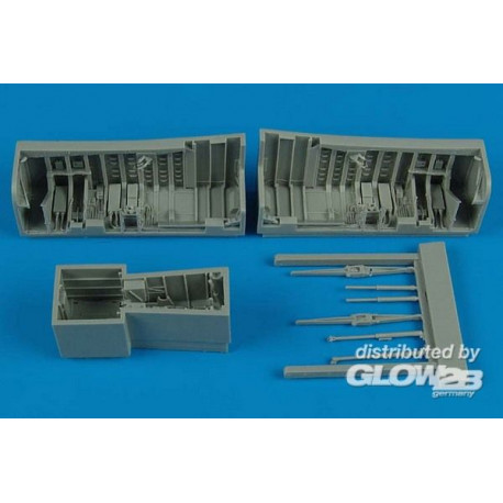 Panavia Tornado wheel bay (HOBBY BOSS) 