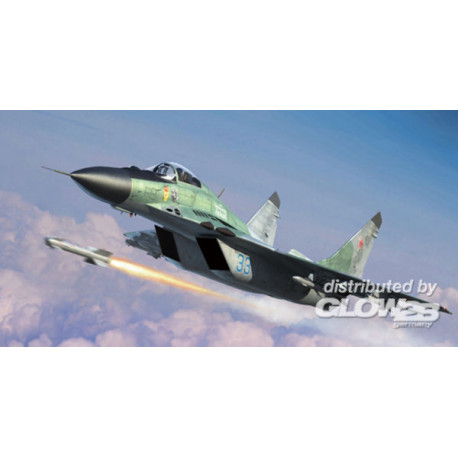MIG-29C Fulcrum (Izdeliye 9.13) 